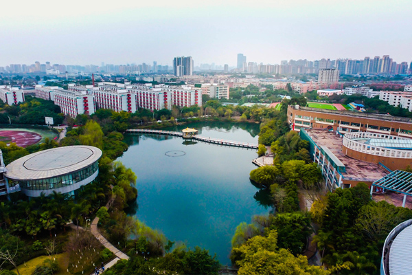 四川城市技師學院-校園環(huán)境1