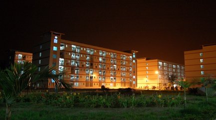 學(xué)校夜景