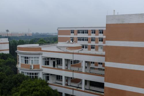 成都衛(wèi)校