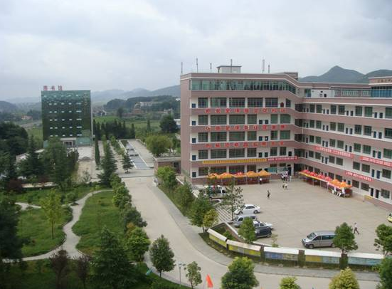 貴州城市職業學院校園景色