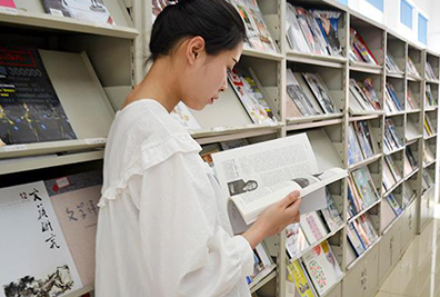圖書室閱覽