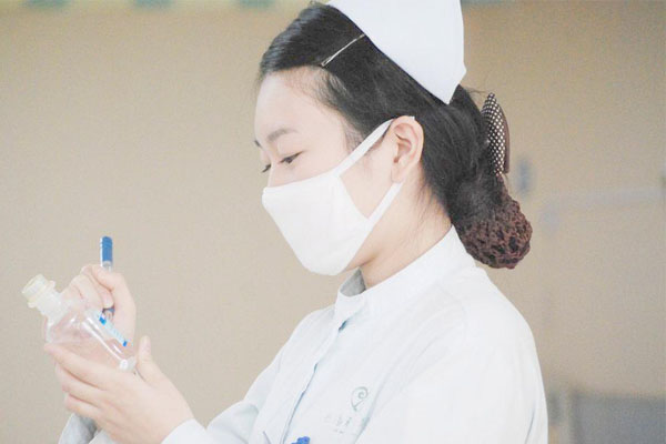 成都職業高中招生