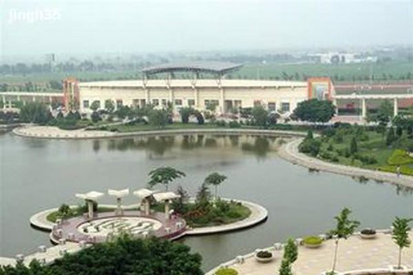 航空學校