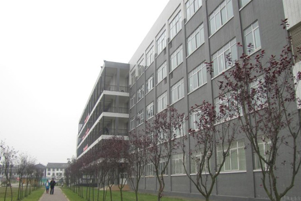 成都機電學校招生