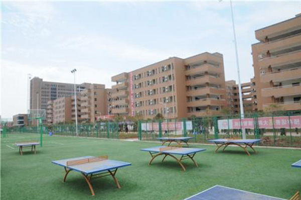 資陽職業學校