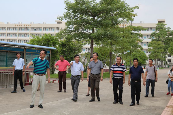 中專學校