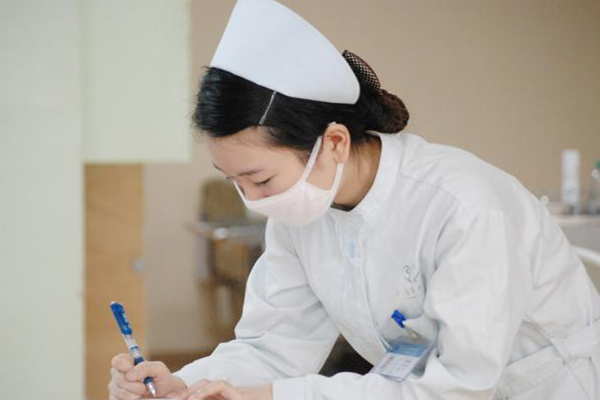 成都華西衛校專業