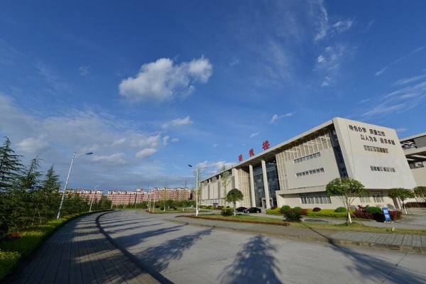 南充職業(yè)技術(shù)學(xué)校怎么樣