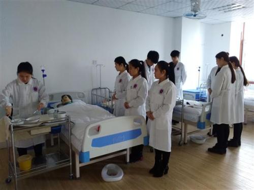 四川理工技師學院怎樣，四川理工技師學院屬于什么文憑